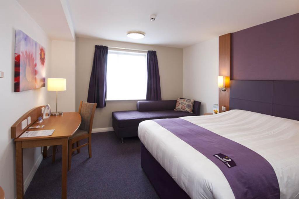 Premier Inn Norwich - Broadlands Park ソープ・セント・アンドリュー エクステリア 写真