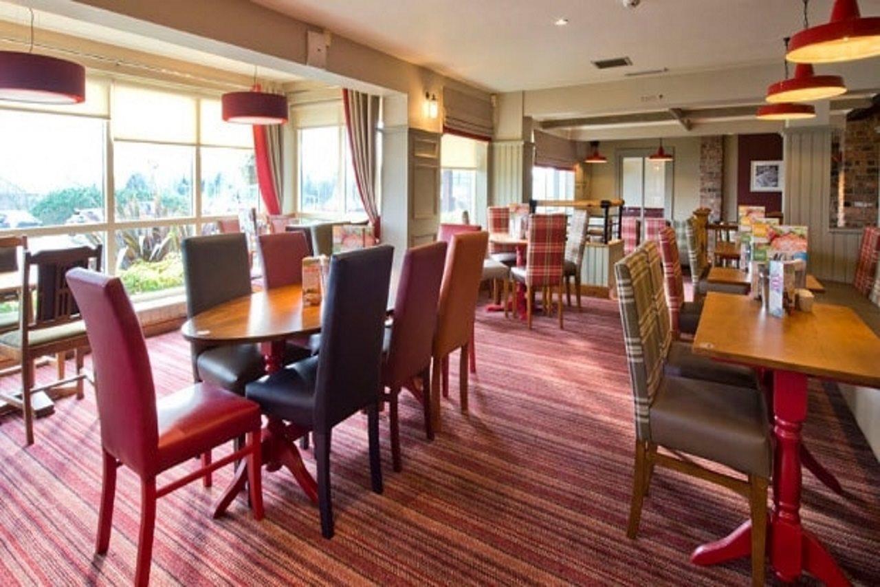 Premier Inn Norwich - Broadlands Park ソープ・セント・アンドリュー エクステリア 写真